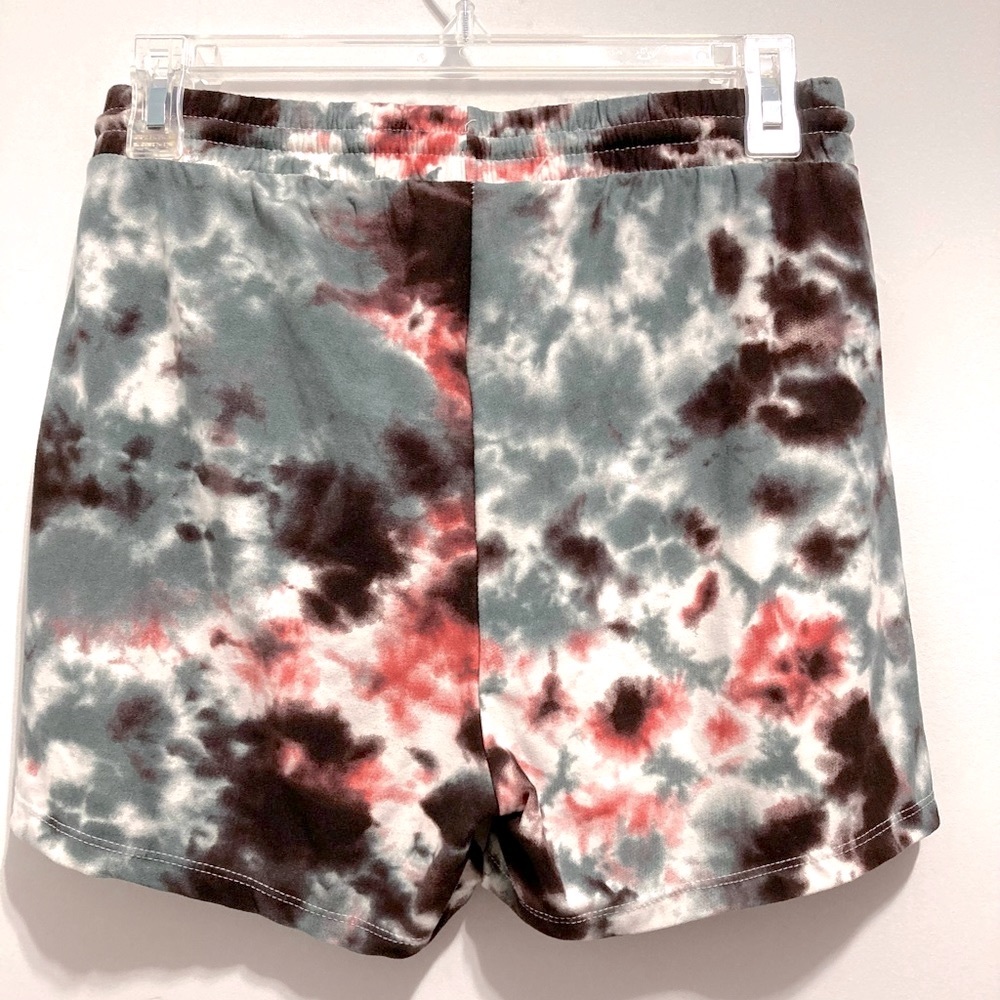 AQ SPORT Tie Dye Shorts - Picture 6 of 7
